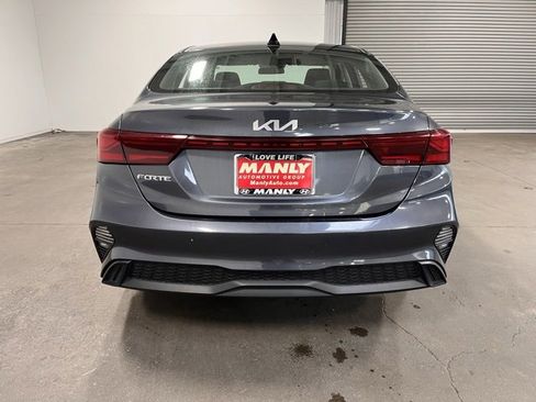 Used 2023 Kia Forte LXS image 4