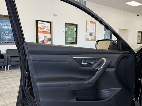 Used 2015 Nissan Altima 2.5 S w/ Special Edition Package FWD image 14