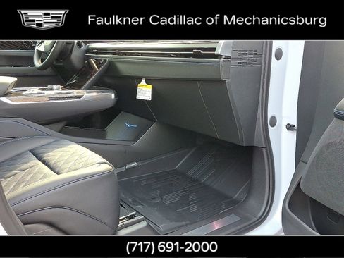 New 2026 Cadillac Escalade IQ Sport 1 w/ LPO, ONYX Package image 20