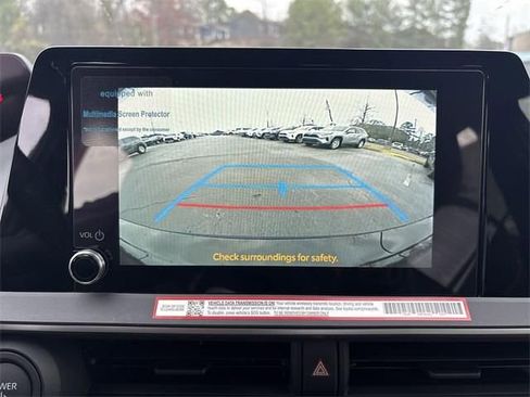 New 2026 Toyota Prius Plug-In Hybrid FWD image 18