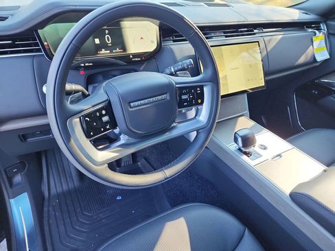 New 2026 Land Rover Range Rover SV AWD/4WD image 15