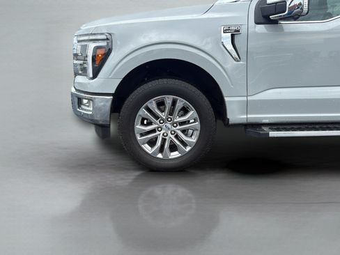 Used 2024 Ford F150 Lariat w/ FX4 Off-Road Package AWD/4WD image 29