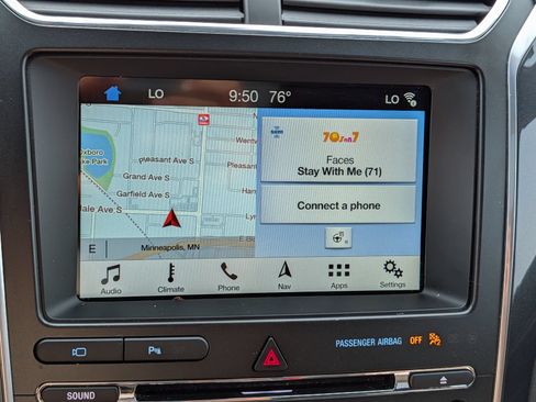Used 2018 Ford Explorer Sport w/ Equipment Group 401A AWD/4WD image 23