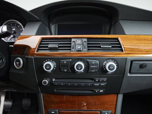 Used 2008 BMW M5 image 66