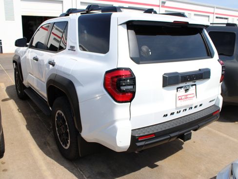 Used 2026 Toyota 4Runner TRD Off-Road AWD/4WD image 7