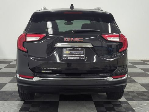 Used 2022 GMC Terrain SLT w/ Tech Package FWD image 6