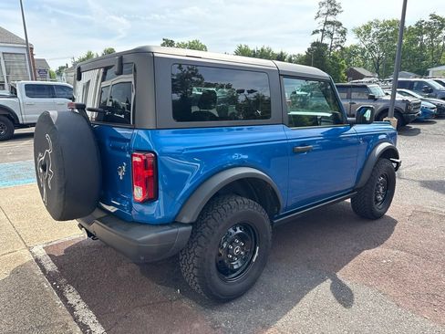Used 2022 Ford Bronco Black Diamond AWD/4WD image 4