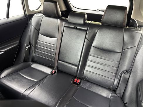 Used 2020 Toyota RAV4 XLE Premium image 11