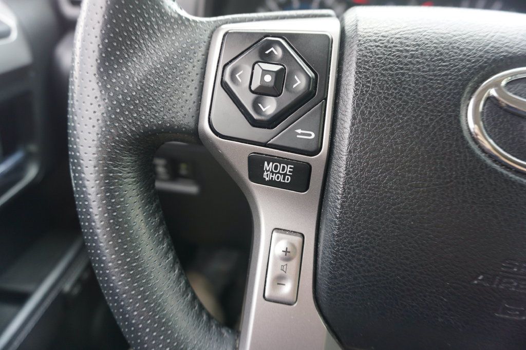 Used 2018 Toyota 4Runner Limited AWD/4WD image 7