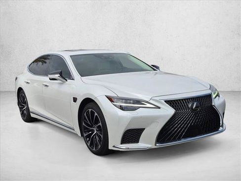 Used 2023 Lexus LS 500h AWD w/ Luxury Package image 4
