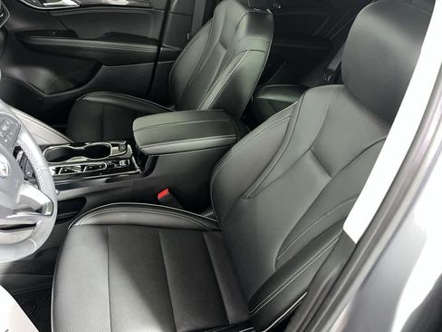Used 2022 Buick Envision Essence w/ Safety Package FWD image 15