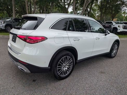 Used 2024 Mercedes-Benz GLC 300 4MATIC image 4