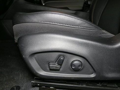 Used 2023 Jeep Compass Limited image 37