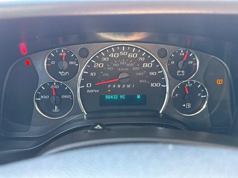Used 2020 Chevrolet Express 2500 Extended w/ Driver Convenience Package image 33
