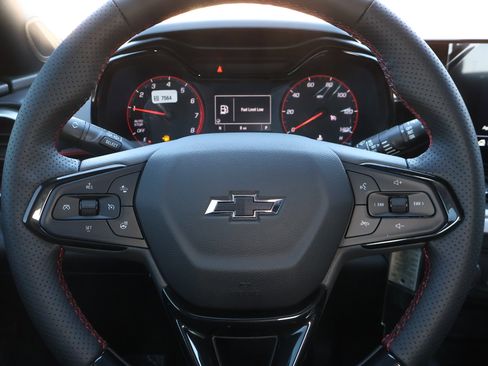 New 2026 Chevrolet Trax RS w/ Sunroof Package image 11