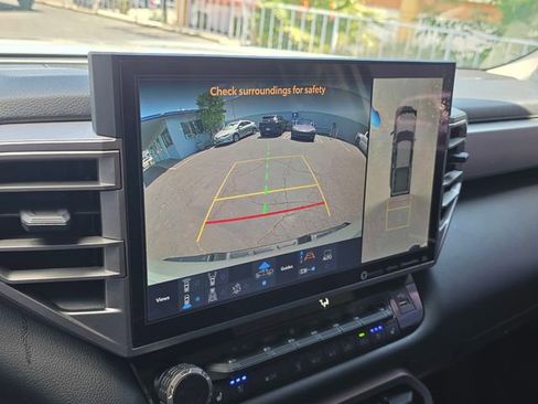 Used 2024 Toyota Tundra Limited AWD/4WD image 25