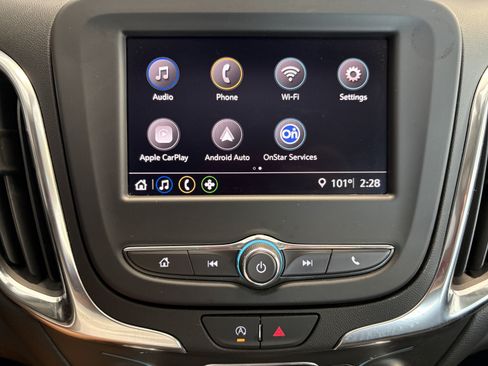 Used 2024 Chevrolet Equinox LT FWD image 14