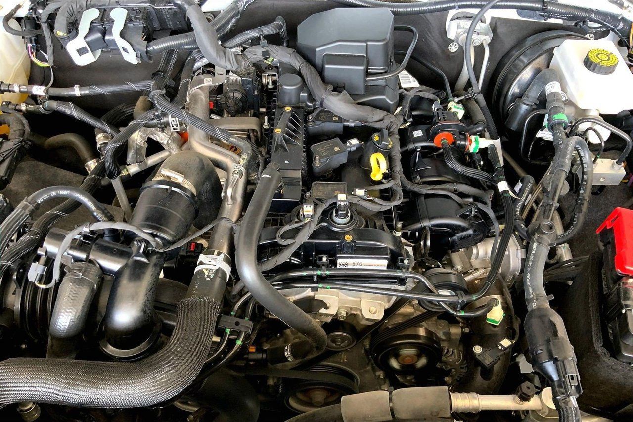 Used 2023 Ford Bronco Outer Banks AWD/4WD image 32