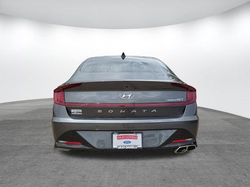 Used 2022 Hyundai Sonata Limited FWD image 5