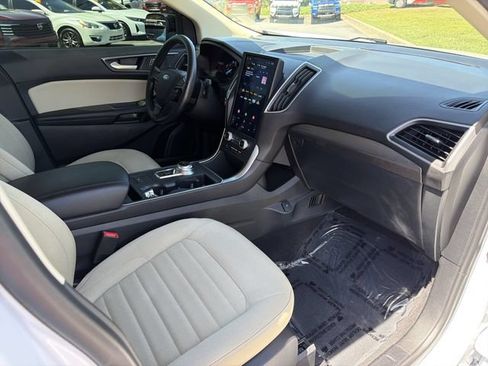 Used 2024 Ford Edge SE w/ Black Appearance Package AWD/4WD image 15