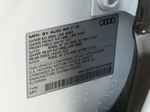 Used 2025 Audi Q7 2.0T Premium w/ Convenience Plus Package AWD/4WD image 30