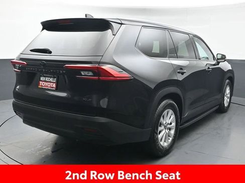 Used 2024 Toyota Grand Highlander XLE image 7