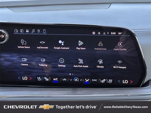 New 2026 Chevrolet Suburban Premier image 17