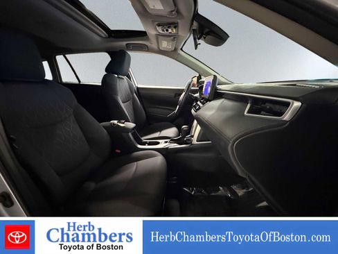 Used 2023 Toyota Corolla Cross LE w/ Moonroof Package AWD/4WD image 20