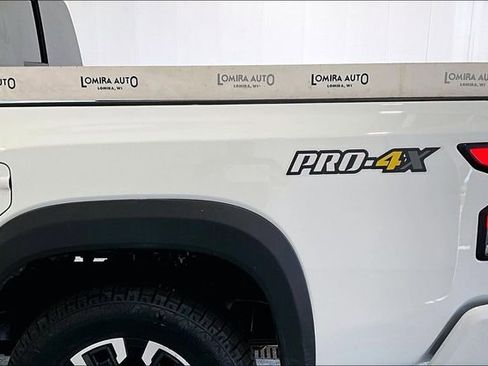 Used 2023 Nissan Frontier PRO-4X AWD/4WD image 45