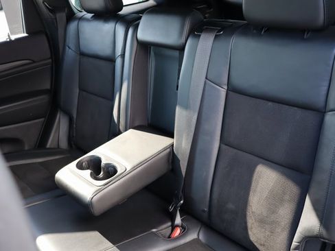 Used 2021 Jeep Grand Cherokee Laredo X image 14