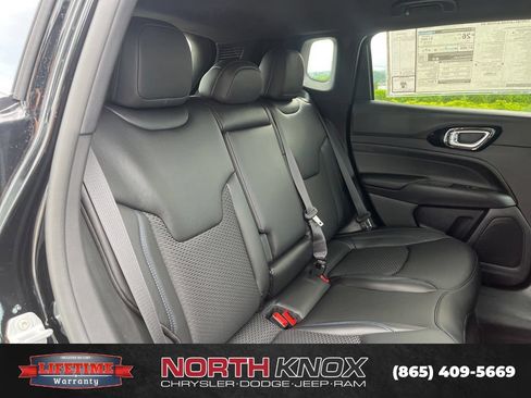 New 2026 Jeep Compass Latitude AWD/4WD image 21