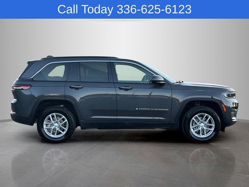 New 2026 Jeep Grand Cherokee Laredo X AWD/4WD image 6