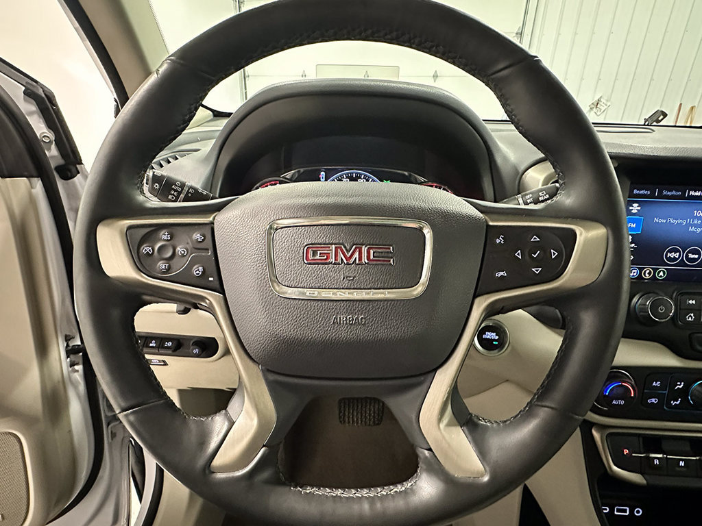 Used 2024 GMC Terrain Denali w/ Denali Premium Package AWD/4WD image 78