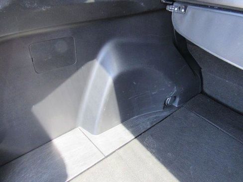 Used 2021 Toyota RAV4 XLE FWD image 45