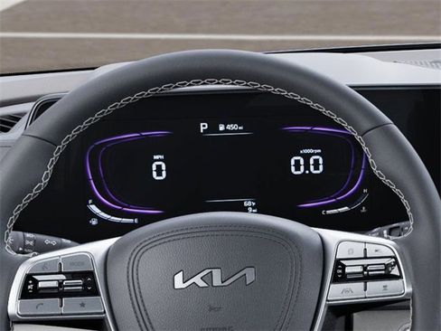 New 2025 Kia Telluride S image 21