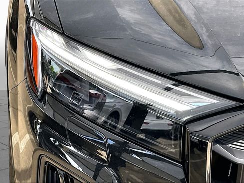 New 2026 Audi SQ7 Premium Plus AWD/4WD image 13