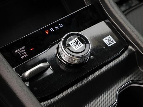 New 2025 Jeep Grand Cherokee L Limited w/ Luxury Tech Group II AWD/4WD image 29