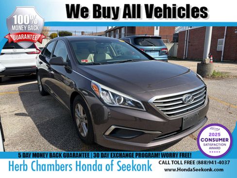 Used 2016 Hyundai Sonata SE w/ Cargo Package image 1