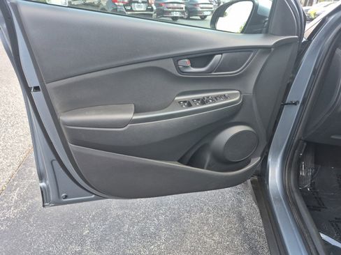 Used 2019 Hyundai Kona SE image 23