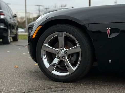 Used 2006 Pontiac Solstice Convertible w/ Premium Package image 39
