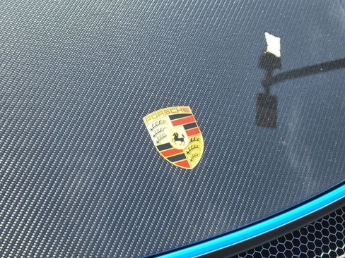 Used 2025 Porsche 718 Cayman GT4 RS image 32
