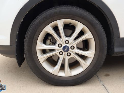 Used 2017 Ford Escape SE FWD image 10