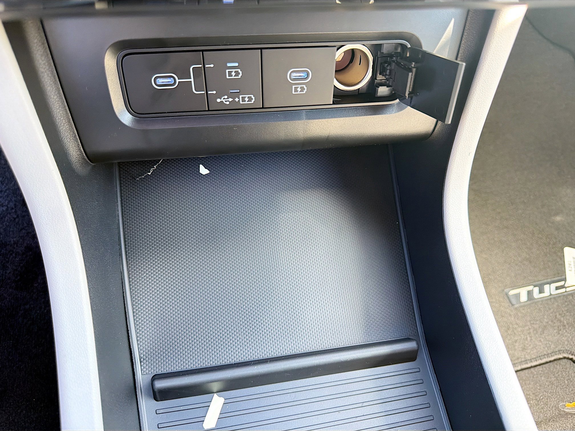 New 2026 Hyundai Tucson Limited FWD image 30