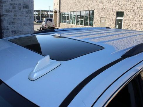 Used 2020 GMC Yukon Denali w/ Enhanced Security Package image 4