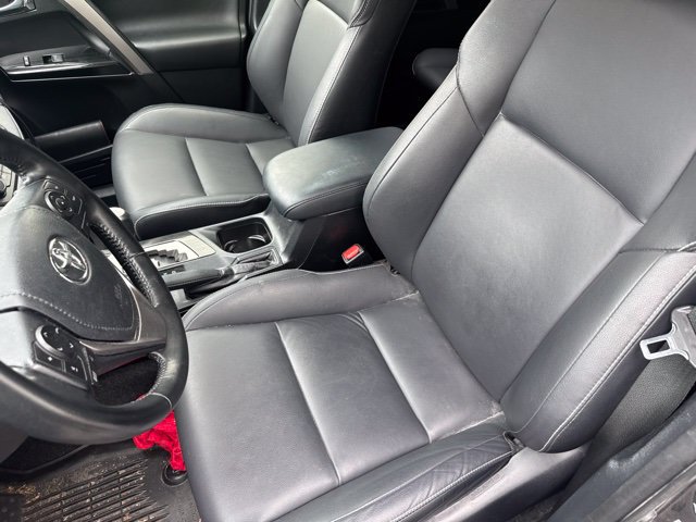 Used 2018 Toyota RAV4 Limited w/ Advanced Technology Package AWD/4WD image 19