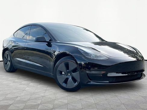 Used 2023 Tesla Model 3 Standard Range RWD image 3