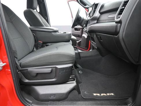 Used 2024 RAM 2500 Big Horn w/ Safety Group image 18