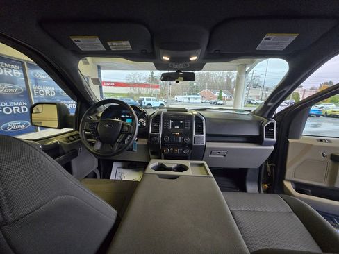 Used 2015 Ford F150 XLT w/ XTR Package image 21