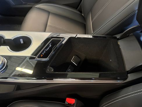 Certified 2024 Cadillac Lyriq Tech w/ Driver Assist Package AWD/4WD image 32