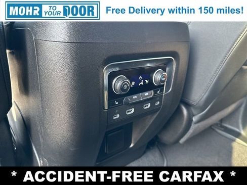 Used 2024 Chevrolet Tahoe Premier w/ Advanced Technology Package image 30